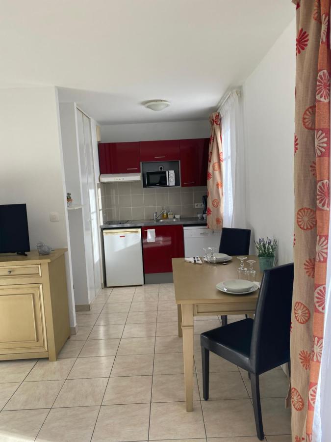 Residence Services Les Essentielles Sainte Soulle Exterior photo